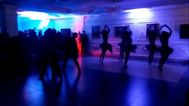 Шикарный шоу номер от SALSA de LA Fressa! смотреть онлайн