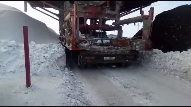 Переезд буровой установки . Бурение скважин смотреть онлайн