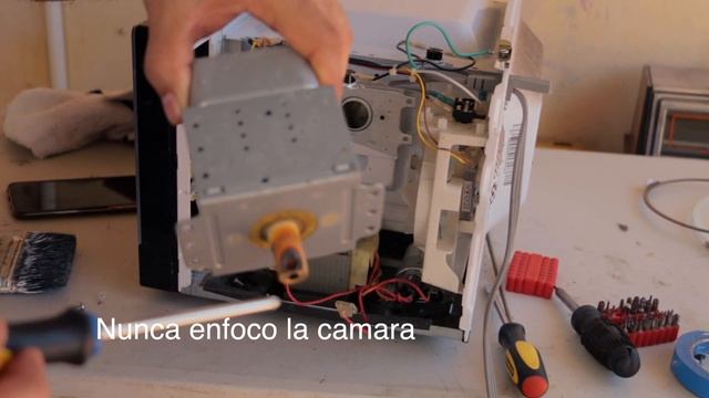 microondas hace chispas como arreglarlo смотреть онлайн