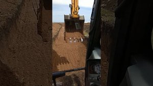 Как копать горизонтально ровно на экскаваторе Hyundai