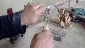 Как собрать подвес потолка армстронг