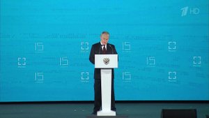 Владимир Путин поздравил сотрудников "Ростеха" с 15-летием корпорации
