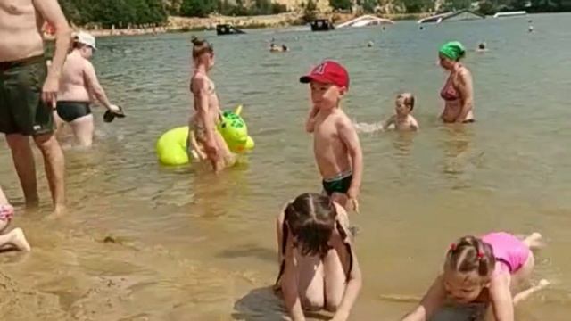 Дзержинский карьер Белые пески смотреть онлайн