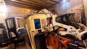 На Bobcat купил новый гидромолот! Испытание)