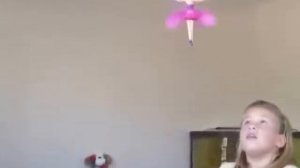 Самый лучший подарок ребенку 6 лет девочке - летающая фея