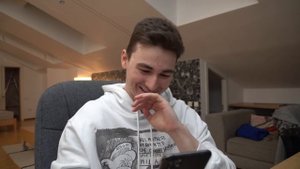 Притворяюсь ФЕЙК-аккаунтом и разоблачаю себя