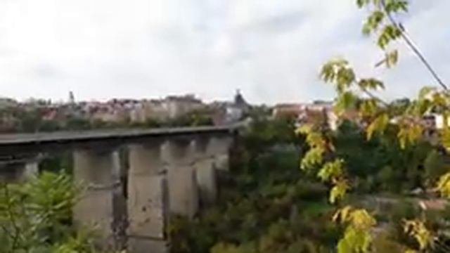 Каменец Подольский. Спустились в Смотричский каньон