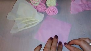 Как сделать цветы из салфеток, розы из салфеток / Flowers from napkins, roses from napkins