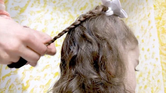 Cute Braid Back To School Hairstyle смотреть онлайн