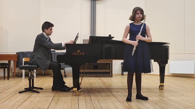 Э. Бозза «Ария»В. Попп «Грациозный Вальс» смотреть онлайн