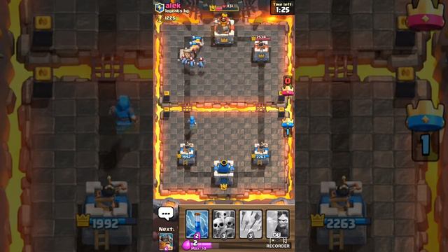 Clash royal играя срещу брат ми смотреть онлайн