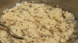 Перцы, фаршированные грибами и рисом