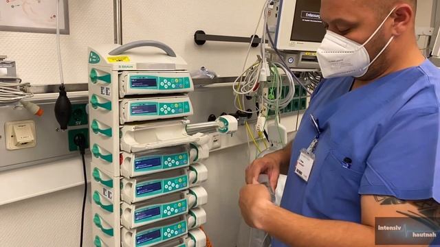 Der Perfusor und Dreiwegehahn смотреть онлайн