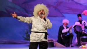 Камиль Тархо на сцене