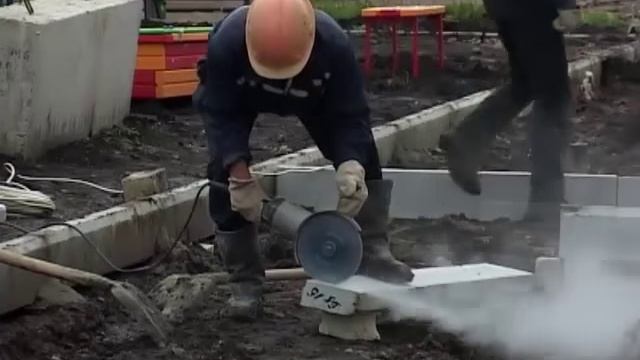 В Кузнецке к сентябрю будет достроен детский сад смотреть онлайн