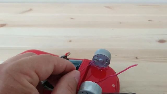 DC Motor İle Neler Yapılır 2 Harika Fikir - 2 Awesome Toys with DC motor