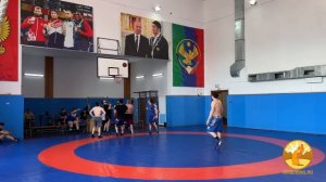 Абдулрашид Садулаев поощрил одноклубников