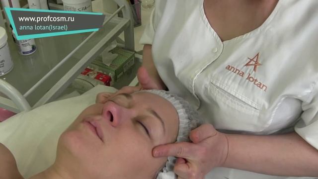 Процедура глубокого увлажнения и восстановления защитного барьера "NEW AGE" /промо/УЦ ПРОФКОСМ смотреть онлайн