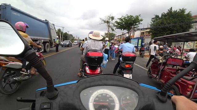 Китайцы умеют удивлять. Китайские шоу. Хайнань, Китай смотреть онлайн