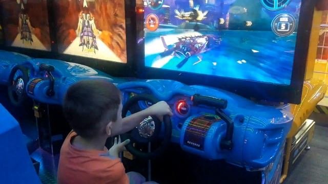 Киев Блокбастер Игровые автоматы Kiev Blockbuster Slot Machines