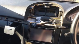 Mercedes W211 Alpine SXE-0825S Centre Speaker Upgrade