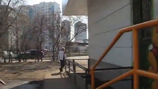 Апрель на ул.Катукова смотреть онлайн