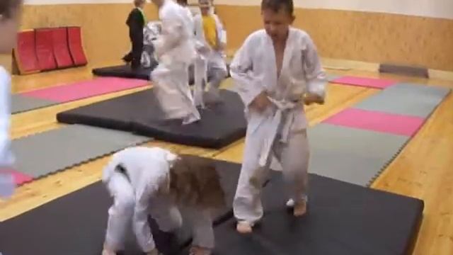 M4V01731 смотреть онлайн