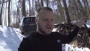 Subaru Forester XT под крутую скользкую и снежную горку.