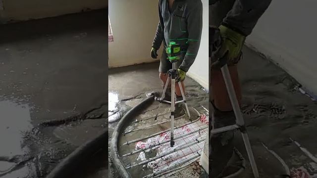 стяжка пола. мокрая стяжка.