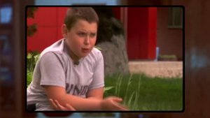 НЕ УСТУПИЛ МЕСТО БАБУШКЕ