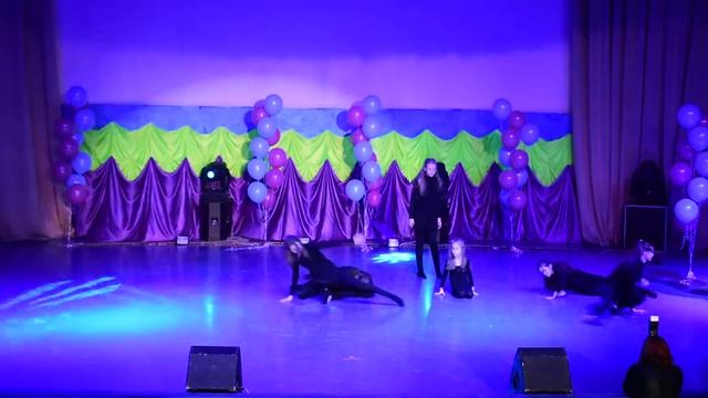 Contemporary girls CGTeam смотреть онлайн