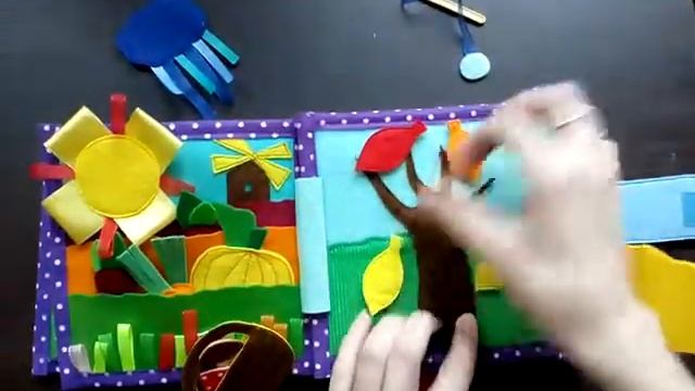 Розвиваюча книжечка з фетру " Пори року " смотреть онлайн