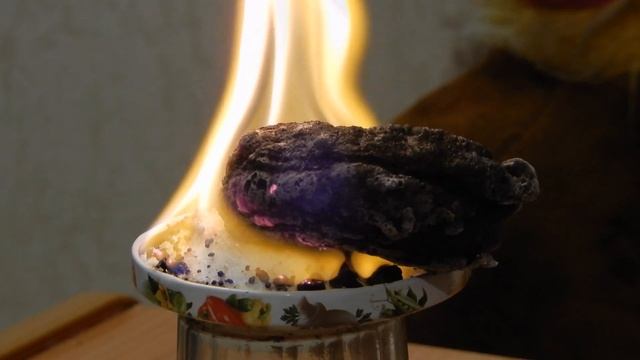 Фараонова змея или Как сделать большого и черного червяка дома смотреть онлайн