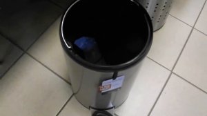 Brabantia Ведро для мусора с педалью, 12л, артикул 425042