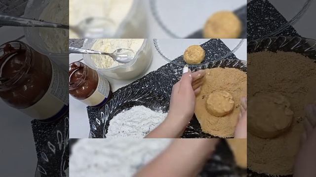 Сирники с шоколадом и в панировке. Очень вкусно.