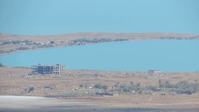 Город Балхаш 9, вид с горы на СПРН Дарьял-У и Днепр-М и озеро Балхаш | Балхаш смотреть онлайн