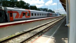 Прибытие ЭП1П-032 с поездом №049 Кисловодск - Санкт-Петербург