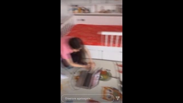 Какая ты красотка! Муцениеце засняла дочку Прилучного смотреть онлайн