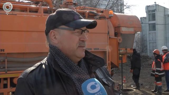 В Новосибирске промывают канализационные сети и проверяют пожарные гидранты смотреть онлайн