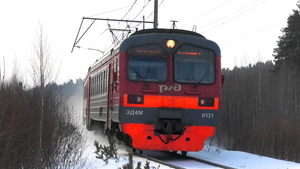 ЭД4М-0131 сообщением Богданович — Алапаевск с приветливой бригадой