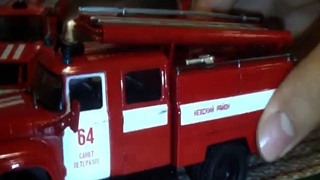 Пожарный ЗИЛ-131 (АЦ-40) от Modimio доработка и сравнение с пожарниками от DeAgostini 1:43 смотреть онлайн