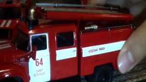 Пожарный ЗИЛ-131 (АЦ-40) от Modimio доработка и сравнение с пожарниками от DeAgostini 1:43