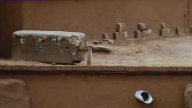 Базу Инопланетян На Темной Стороне Луны Снял Спутник