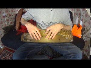 Разбор мелодии на 7 струнных гуслях  Юрий Максимов