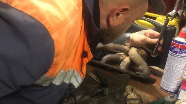 Ремонт автомобиля под открытым небом. День третий. смотреть онлайн