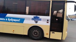 Автобус ЛАЗ-4207JT в Омске, маршрут 124, борт 141_obl.