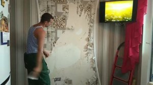 Как снять моющие обои.