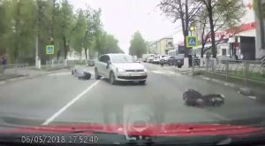 В Обнинске автомобиль сбил двух дураков