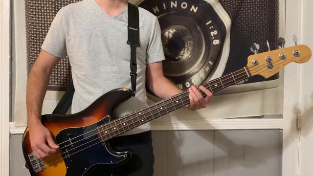 Fall Out Boy - Champion Bass Cover смотреть онлайн