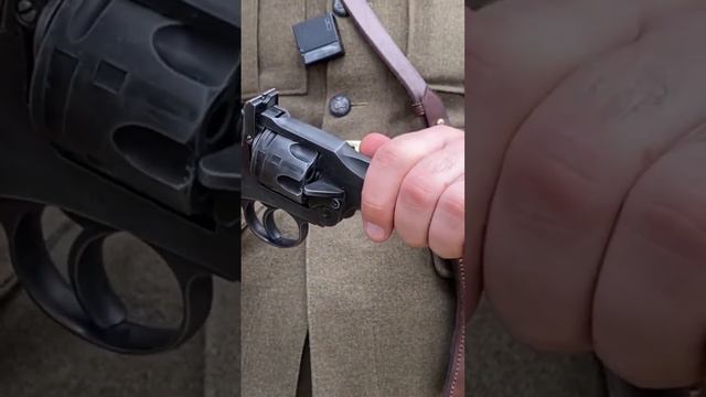 Оружие Доктора Ватсона смотреть онлайн